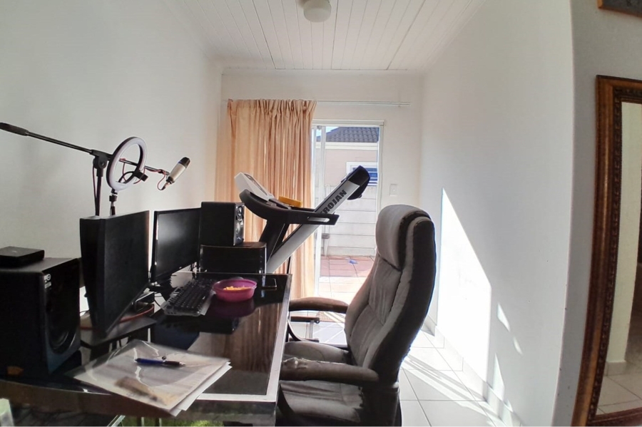 2 Bedroom Property for Sale in Klapmuts Western Cape